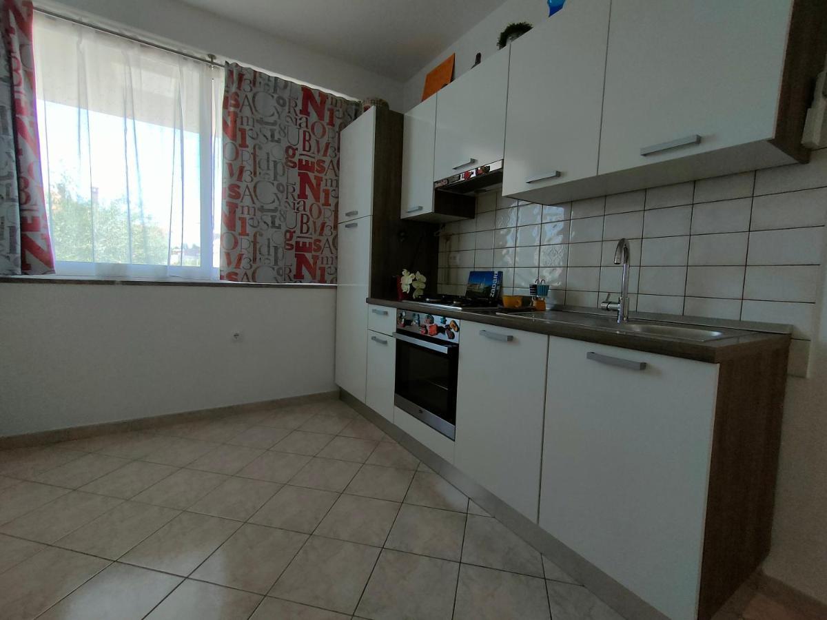The Nice Dreams Studio Apartment Zara Esterno foto
