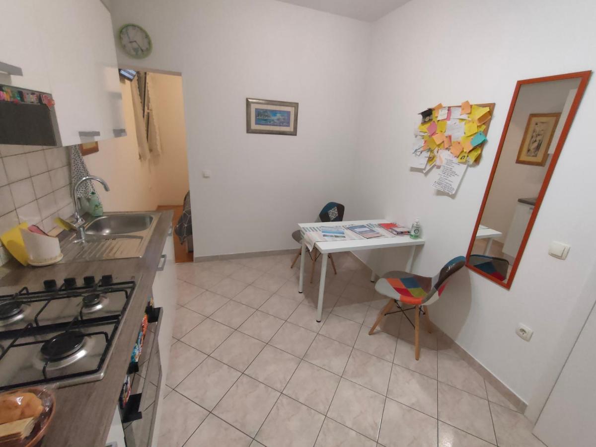 The Nice Dreams Studio Apartment Zara Esterno foto